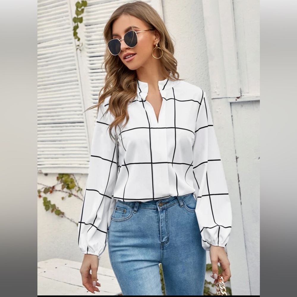 SHEIN Clasi Windowpane Plaid Notched Neck Blouse